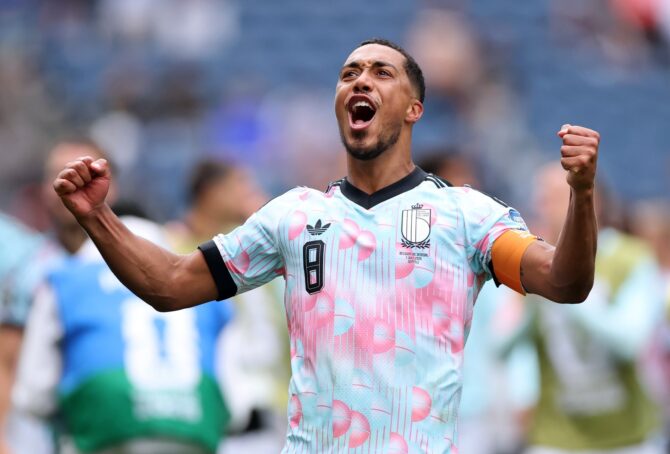 Belgiens Mittelfeldspieler Youri Tielemans bejubelt den 3:2-Sieg im Sechzehntelfinale der WM 2026 gegen Senegal. Aufgenommen im Seattle Stadium am 1. Juli 2026 in Seattle. (Alex Grimm / Getty Images)