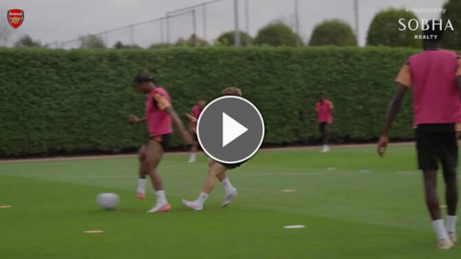 Arsenal bereitet sich auf Auswaertsspiel bei Aston Villa vor