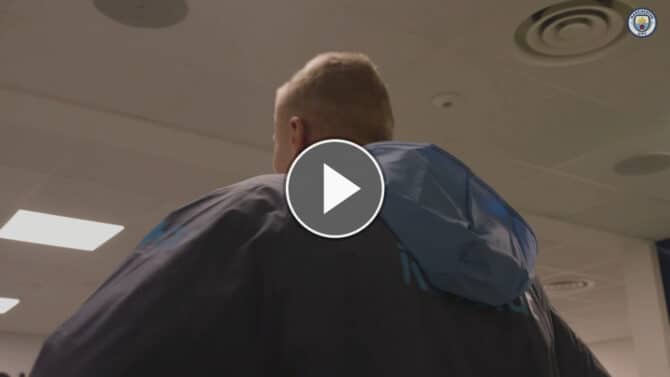 Haaland zeigt neue Frisur bei Man City vor Saisonstart