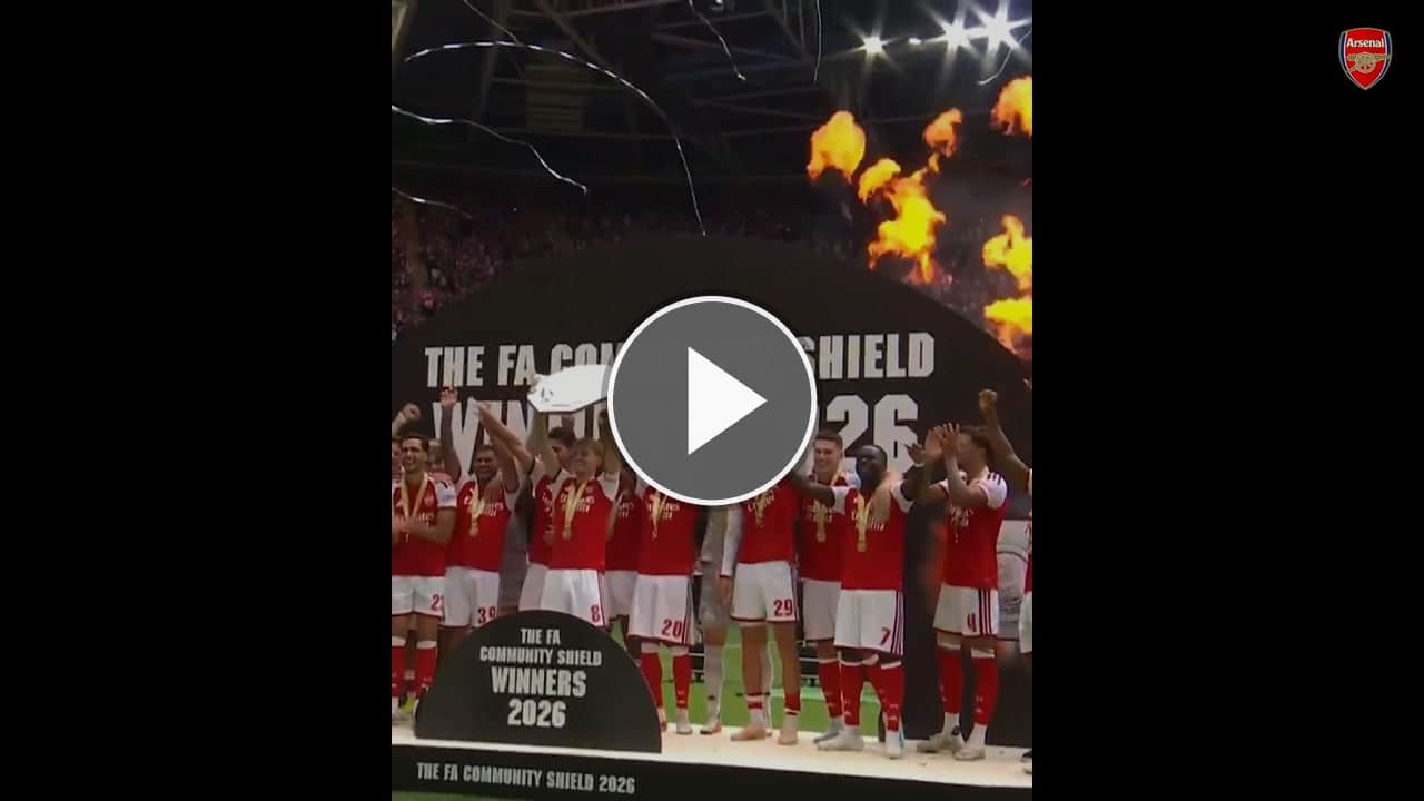 Fußball Videos Arsenal jubelt: Community Shield nach 3:0 gegen Man City