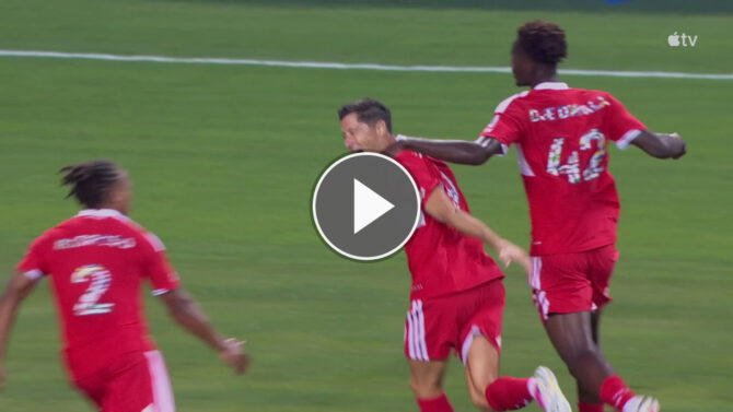 Lewandowski trifft erstmals in der MLS