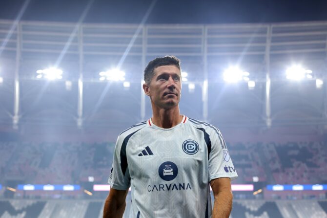 Robert Lewandowski reagiert im Trikot von Chicago Fire nach dem MLS-Spiel bei Inter Miami am 22. Juli 2026 im Nu Stadium in Miami. Leonardo Fernandez / Getty Images North America via Getty Images