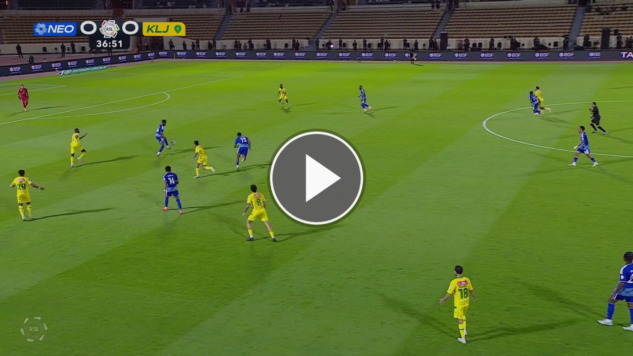 Fußball Videos Lacazette trifft: NEOM gewinnt gegen Al-Khaleej