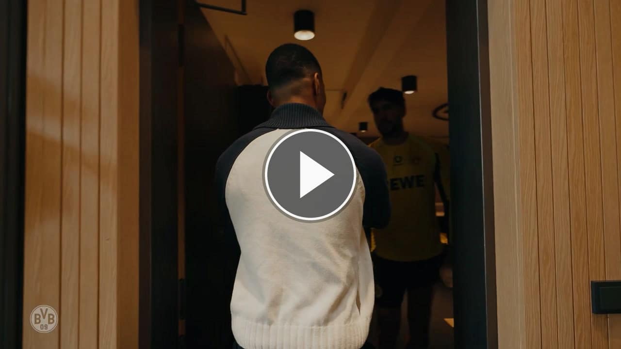 Fußball Videos Ethan Nwaneri: Erster Tag bei Borussia Dortmund im Video