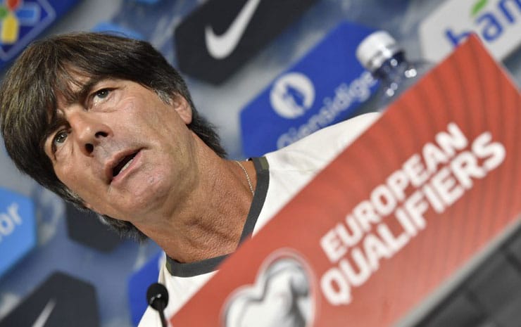 Joachim Löw bei der Pressekonferenz vor dem 1.Länderspiel gegen Norwegen am 3.September 2016. / AFP PHOTO / John MACDOUGALL