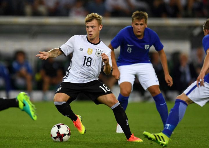 Max Meyer beim Länderspiel gegen Finnlans in Mönchengladbacham 31.August 2016. / AFP PHOTO / PATRIK STOLLARZ